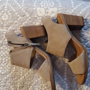 TOMS Women's Suede Majcut